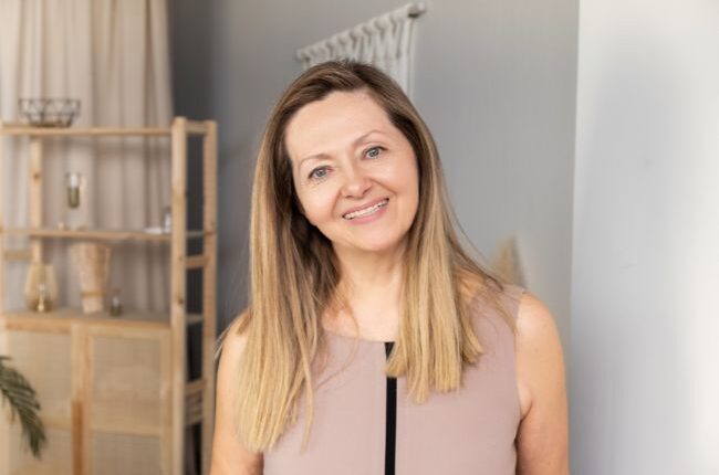 Conheça o corte que transformou o visual de milhares de mulheres 55+